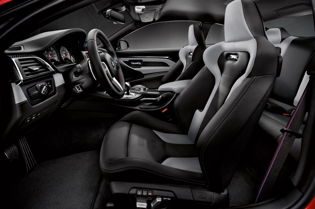 bmw-m4-seats.PNG
