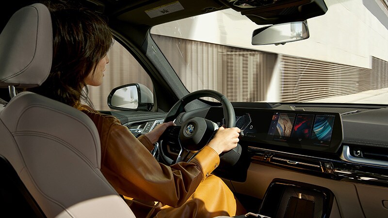 BMW-MY23-X1-Overview-Tech_800x500.jpg