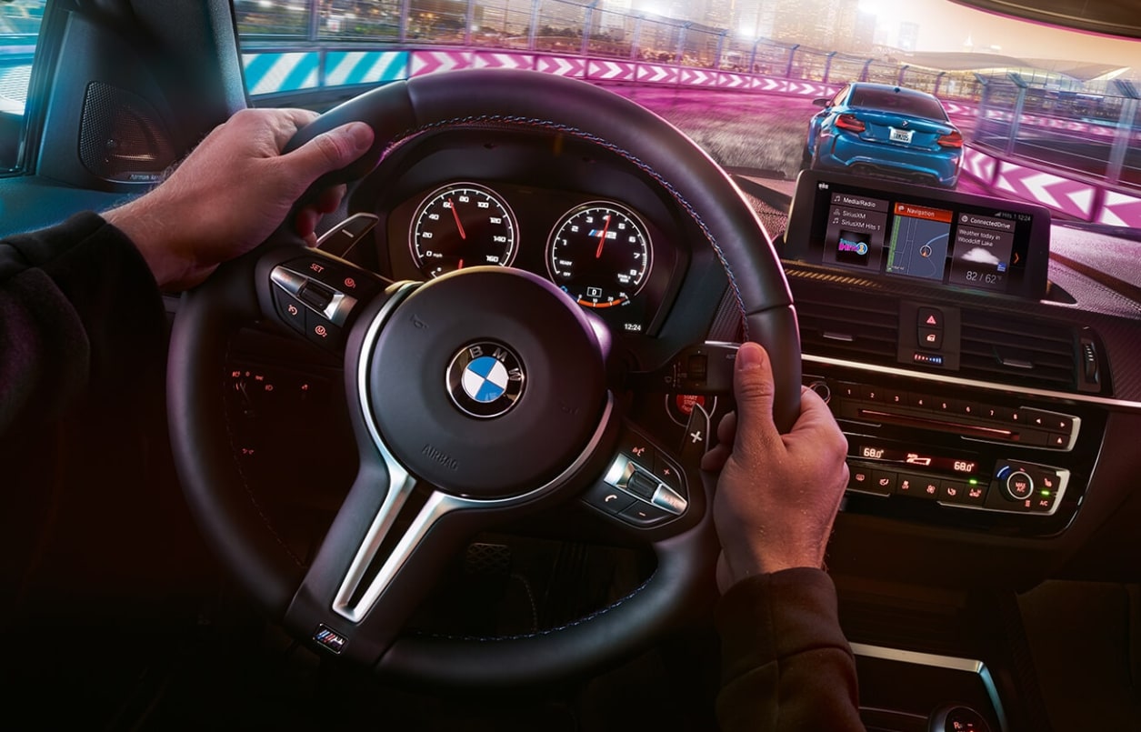 bmw-m2-competition-coupe-steering.PNG