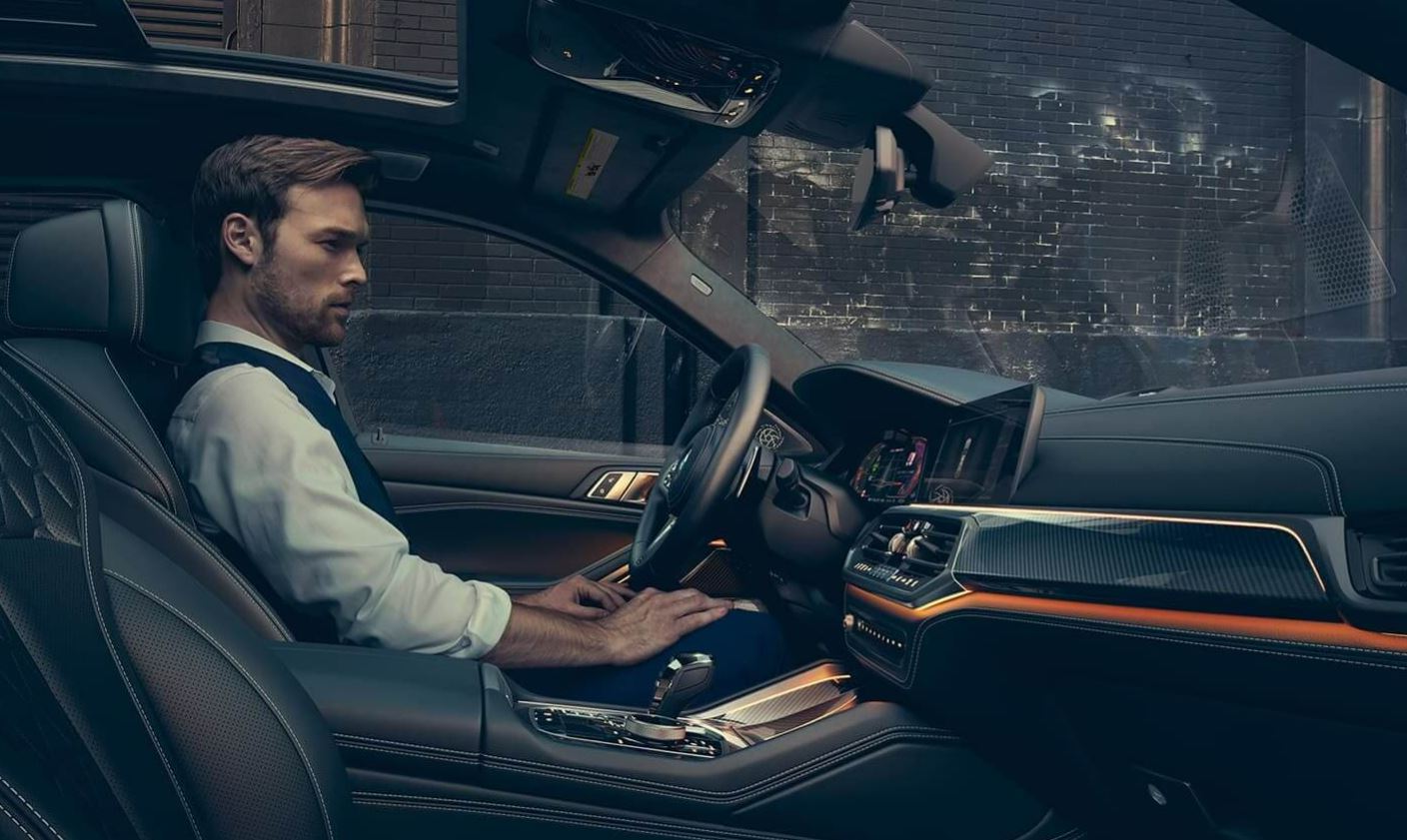 2022-bmw-x6-interior-with-talent.JPG