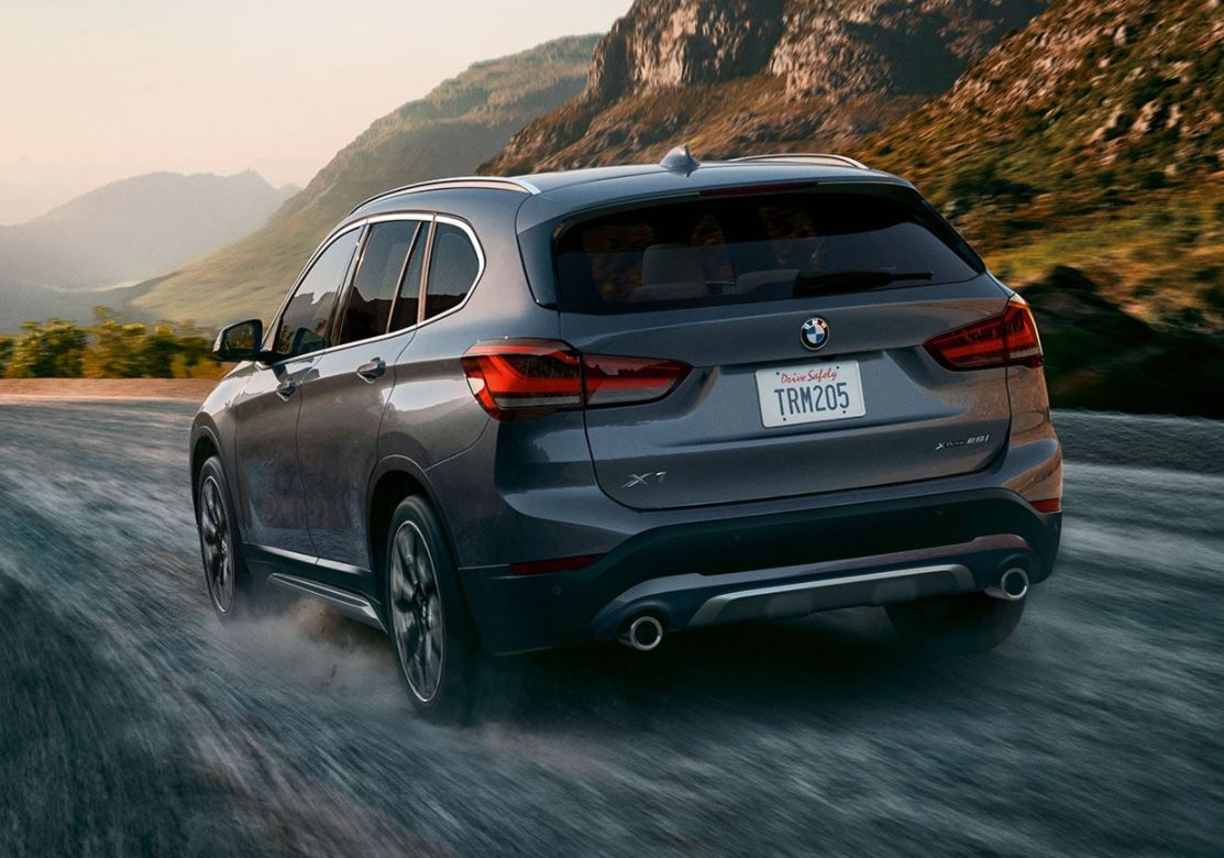 2021-bmw-x1-backside.JPG
