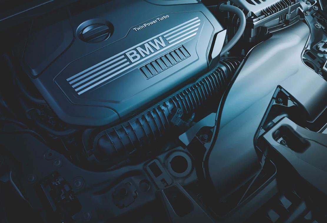 2021-bmw-x1-twin-turbo-engine.JPG