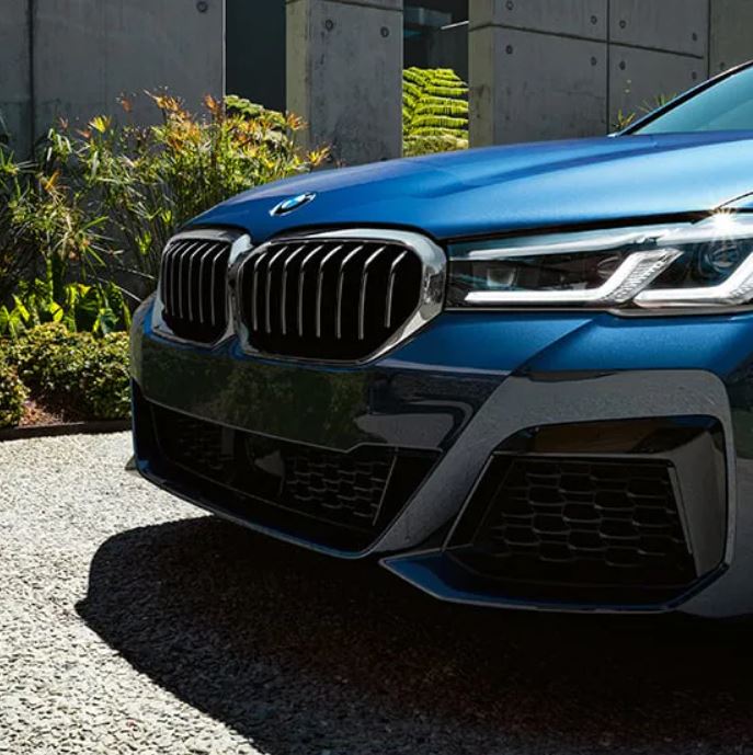 2021-bmw-5-series-frontend.JPG