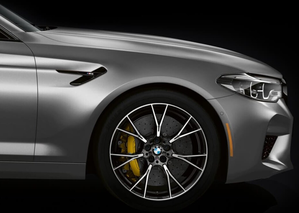 bmw-m5-sedan-and-m5-competition-side.PNG