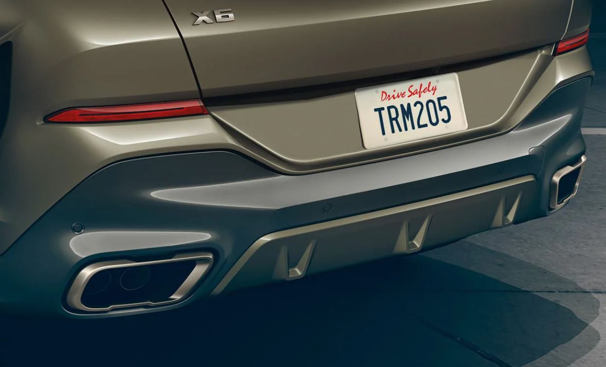 2021-bmw-x6-exhaust.JPG