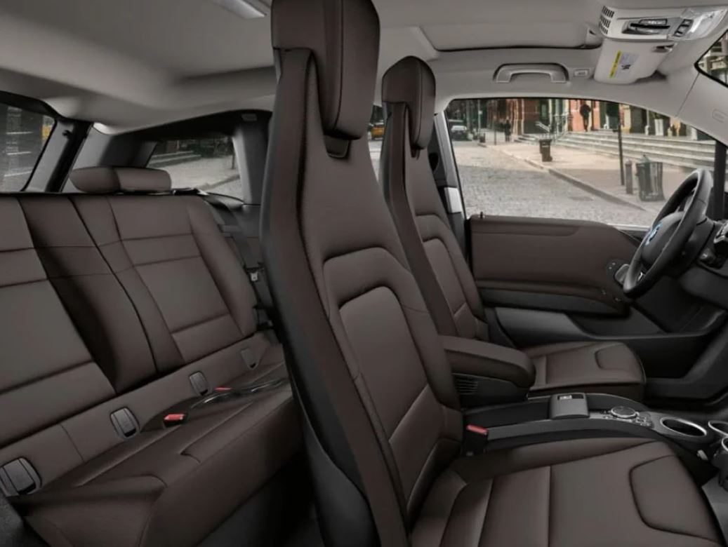 2021-bmw-i3-interior.JPG