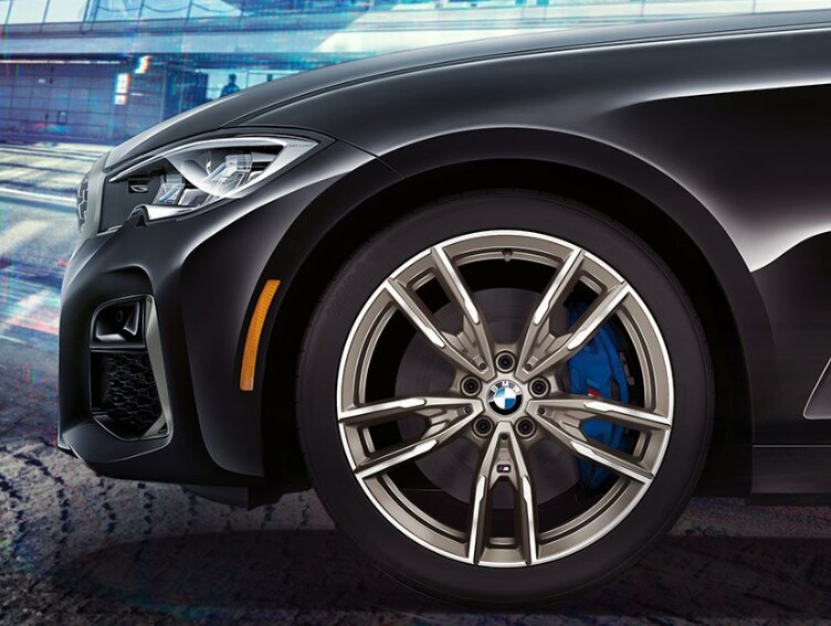 BMW M340i Tire