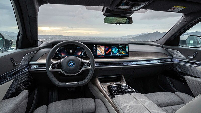 P90458248_The_new_BMW_i7_xDrive60_800x450.jpg