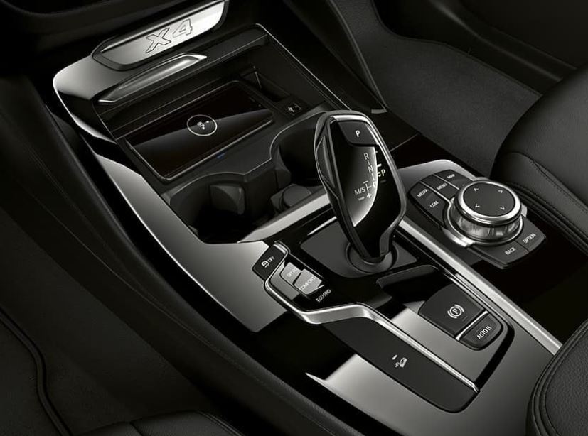 2021-bmw-x4-shift.JPG