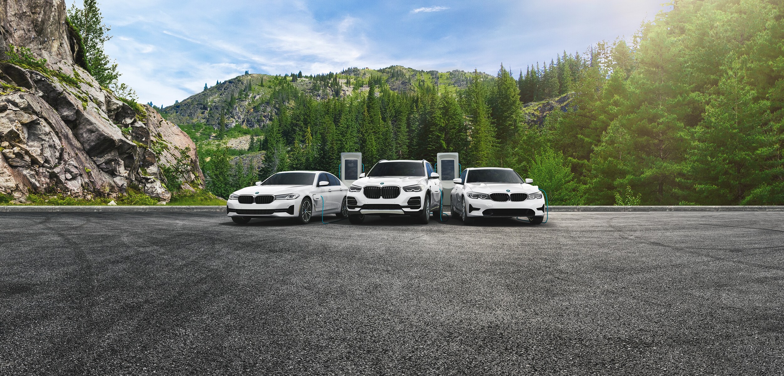 BMW-PHEV-ThreePack-3-5-x5-R2.jpg
