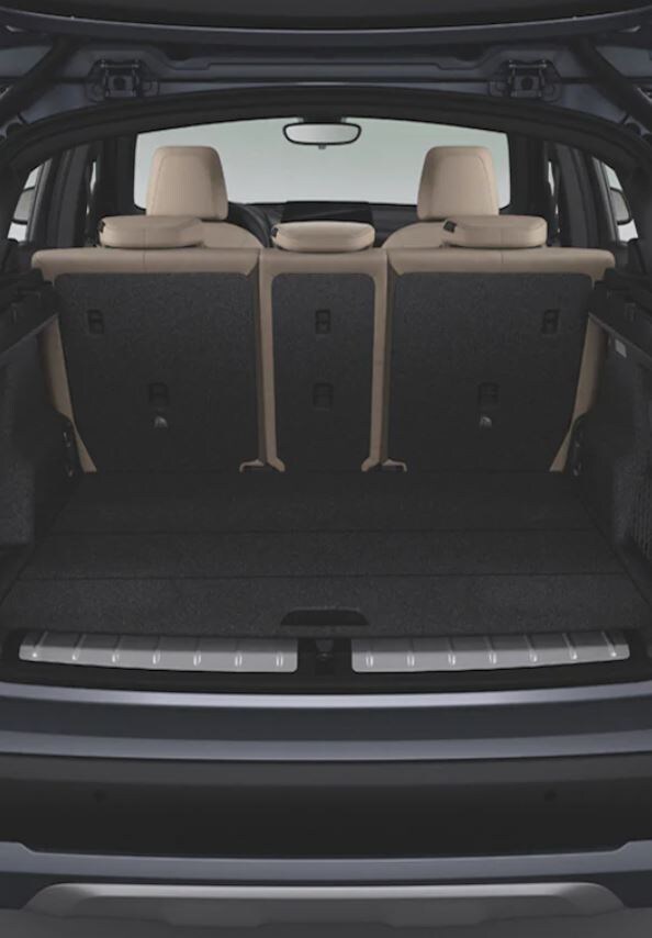 2021-bmw-x1-trunk.JPG