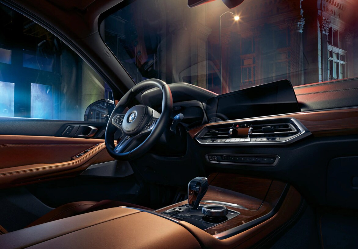 2021-bmw-x5-interior.PNG