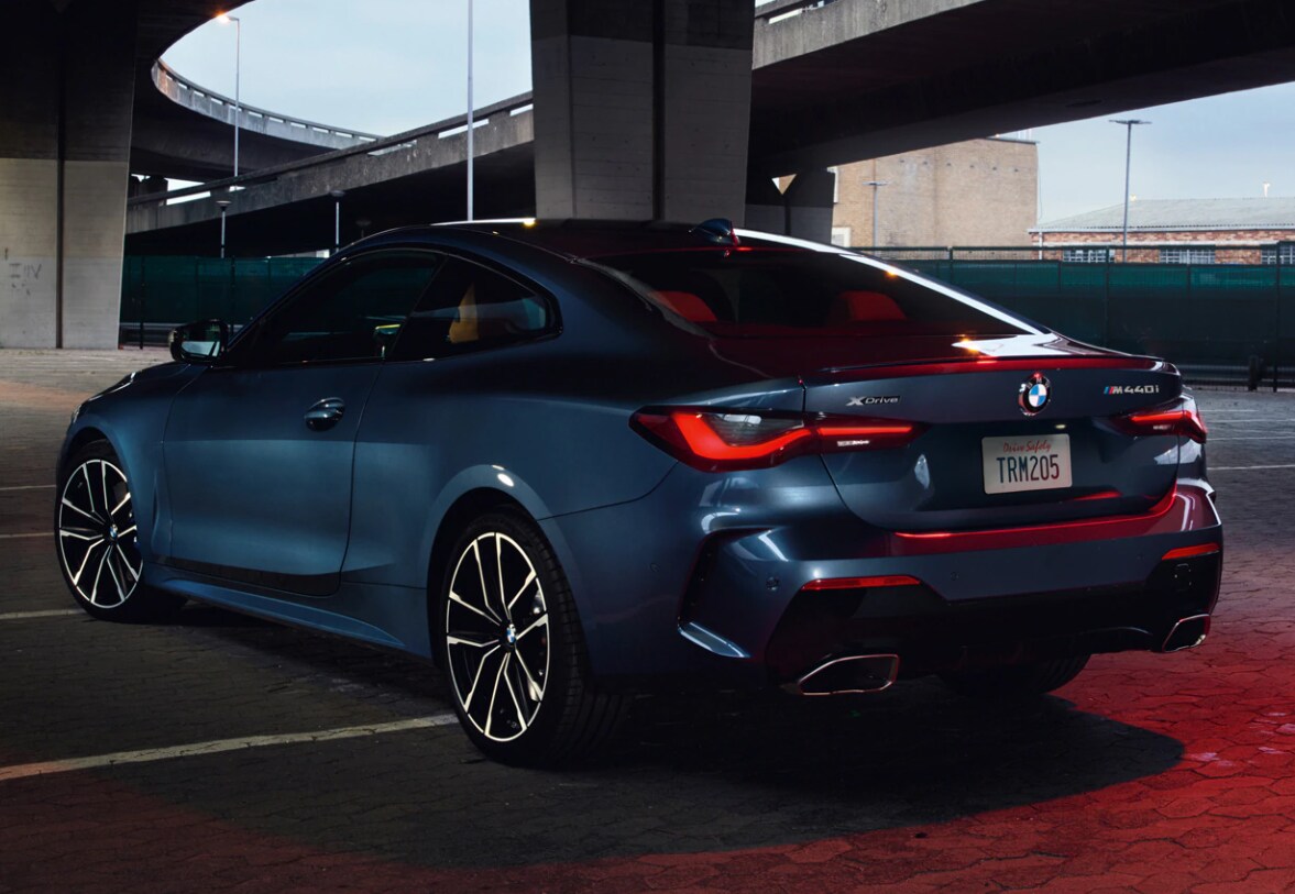 2021-bmw-4-series-coupe-rear.PNG