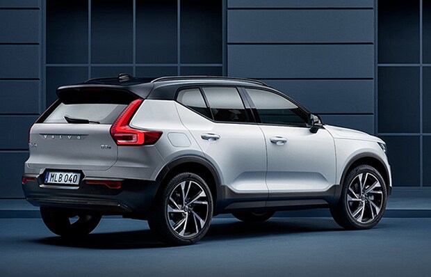 2022 Volvo XC 40_620x398.jpg