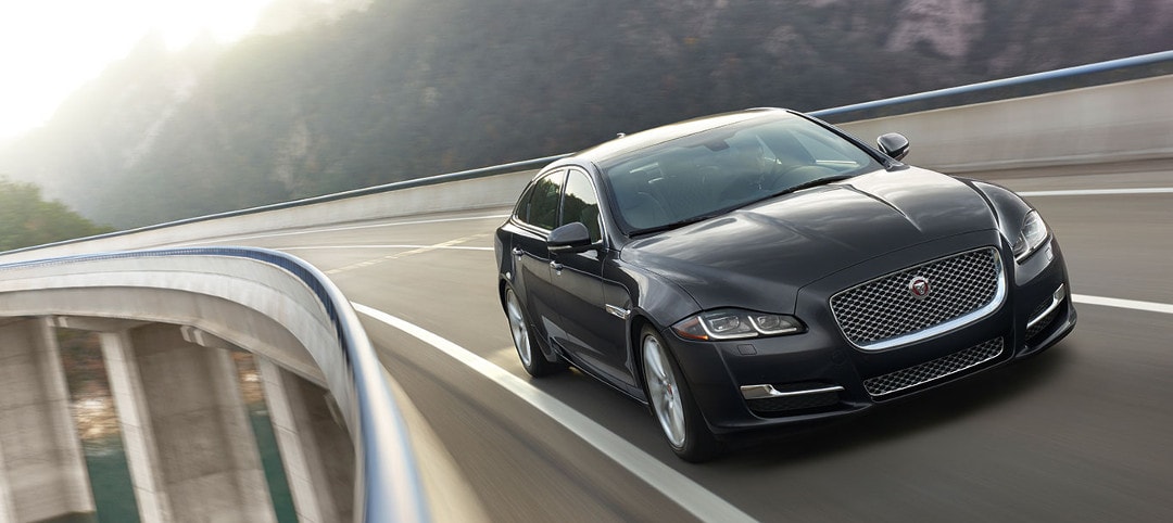 2018 JAGUAR XJ Sedan