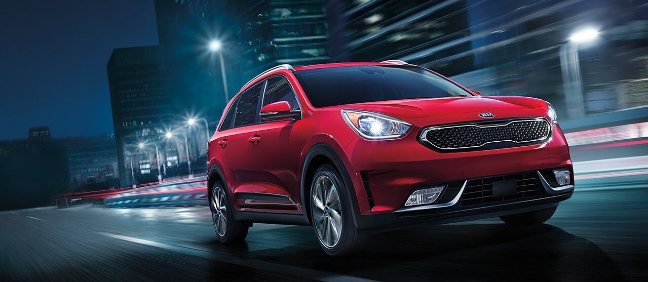 2018 Kia Niro - action.jpg