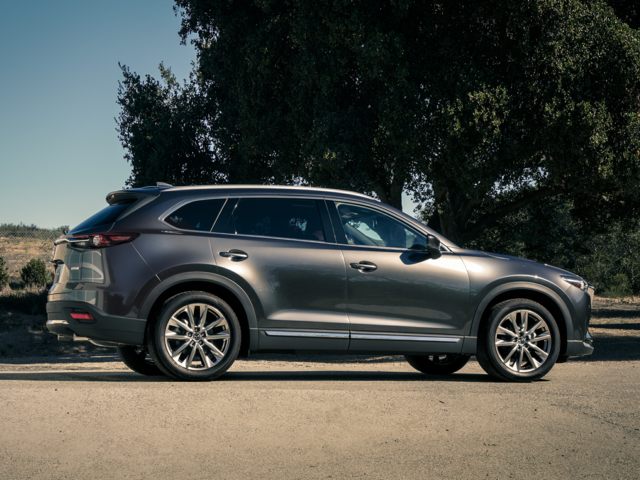 Mazda CX-9 Grey Passenger Side.jpg