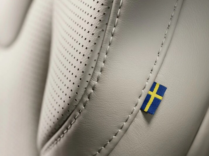 volvo-xc90-leather.PNG
