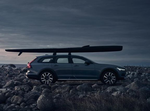 2021-volvo-v90-baggage.JPG