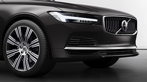 2023 Volvo S90 Front Grille.jpg