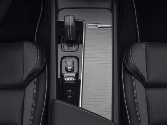 volvo-xc60-center-console.PNG