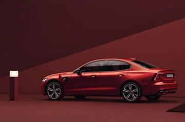 2023 Volvo S60 Recharge