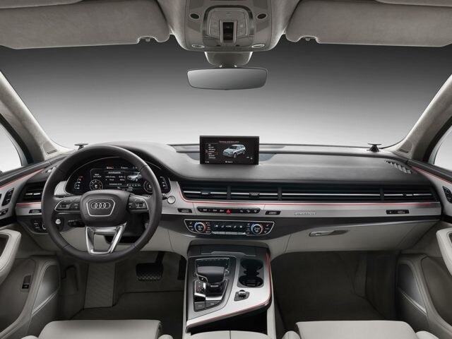 2017 Audi Q7 1.jpg
