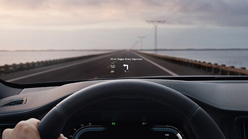 2023 Volvo S90 Head Up Display.jpg