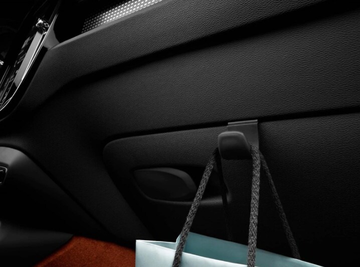 volvo-xc40-storage.PNG