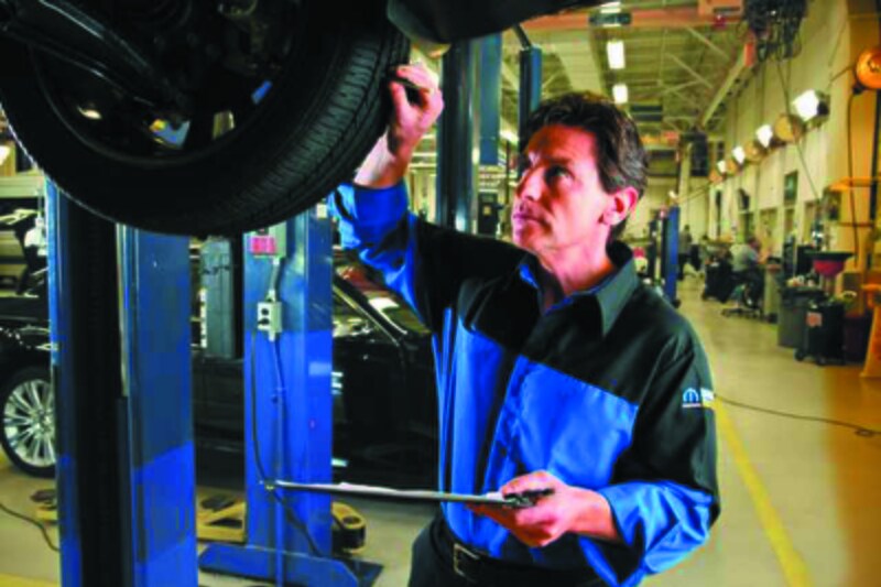 Tire Service Vehicle Lifted.png