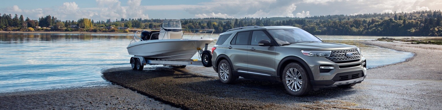 2021 Ford Explorer Towing a Boat