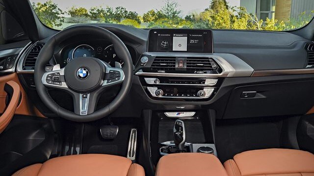 2021 BMW X3 Driver's Seat
