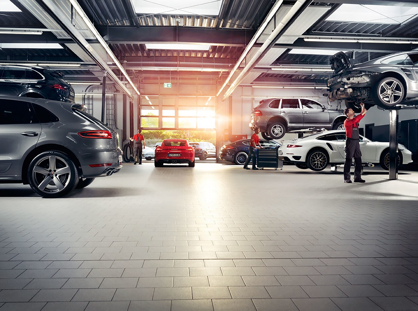 2018-08-27 14_17_10-2015-AfterSales-Genuine-Parts-&-Service_LOW-(2).png