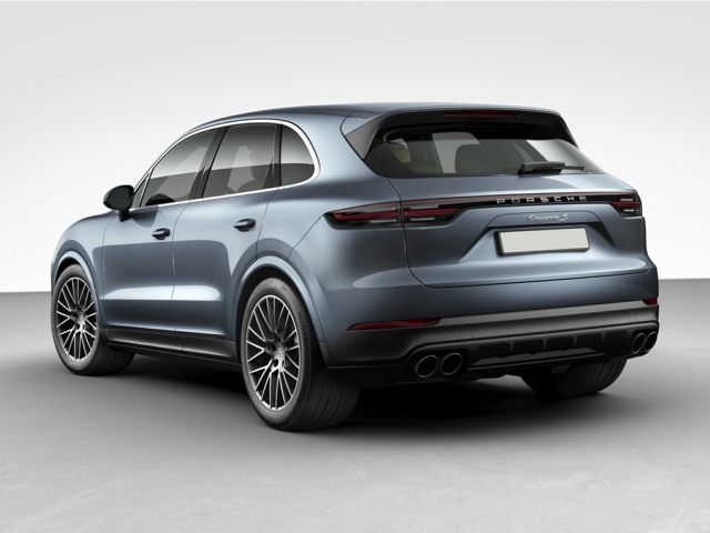 Cayenne-vs-Macan-NJ.jpg