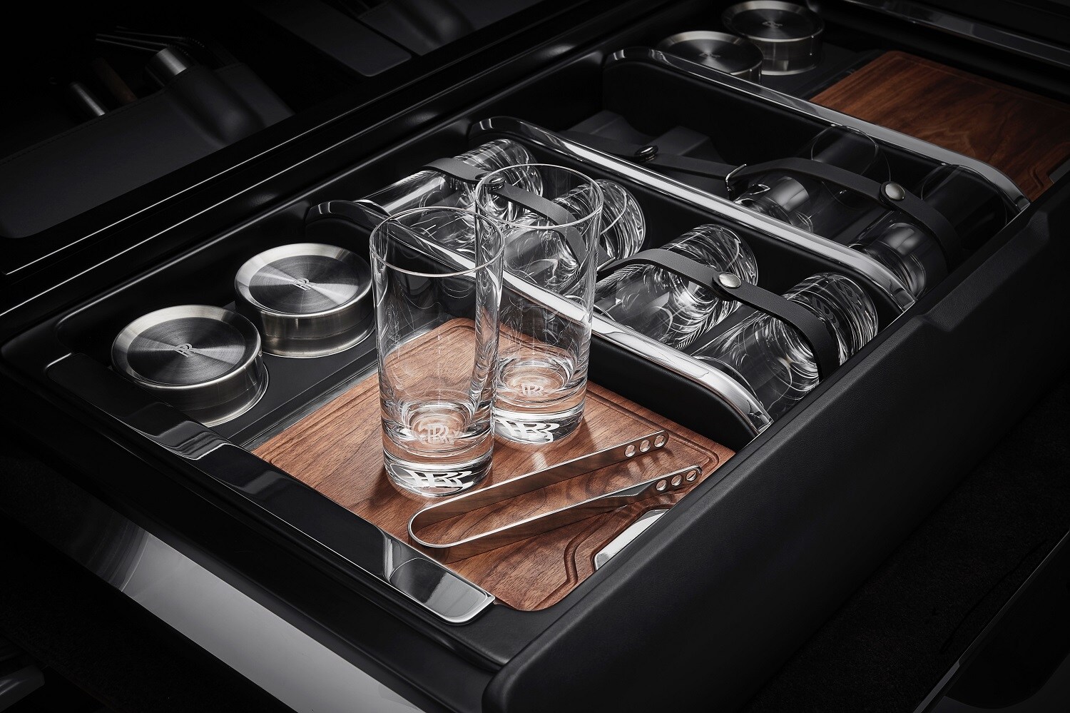 Cullinan-Hosting-Set-Glasses-New-Jersey.jpg