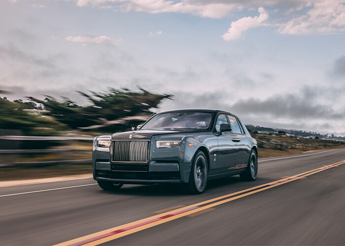 Phantom-Sedan_01.jpg