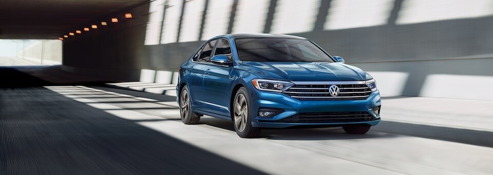 2019-Volkswagen-Jetta-SEL-Sedan-L04 (1).jpg