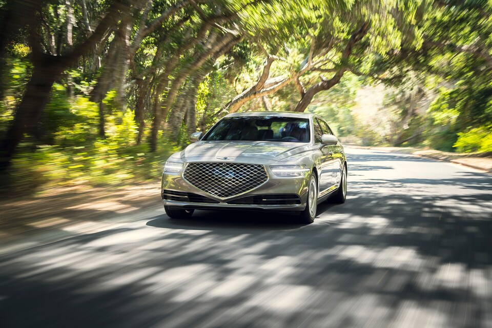 2021 Genesis G90