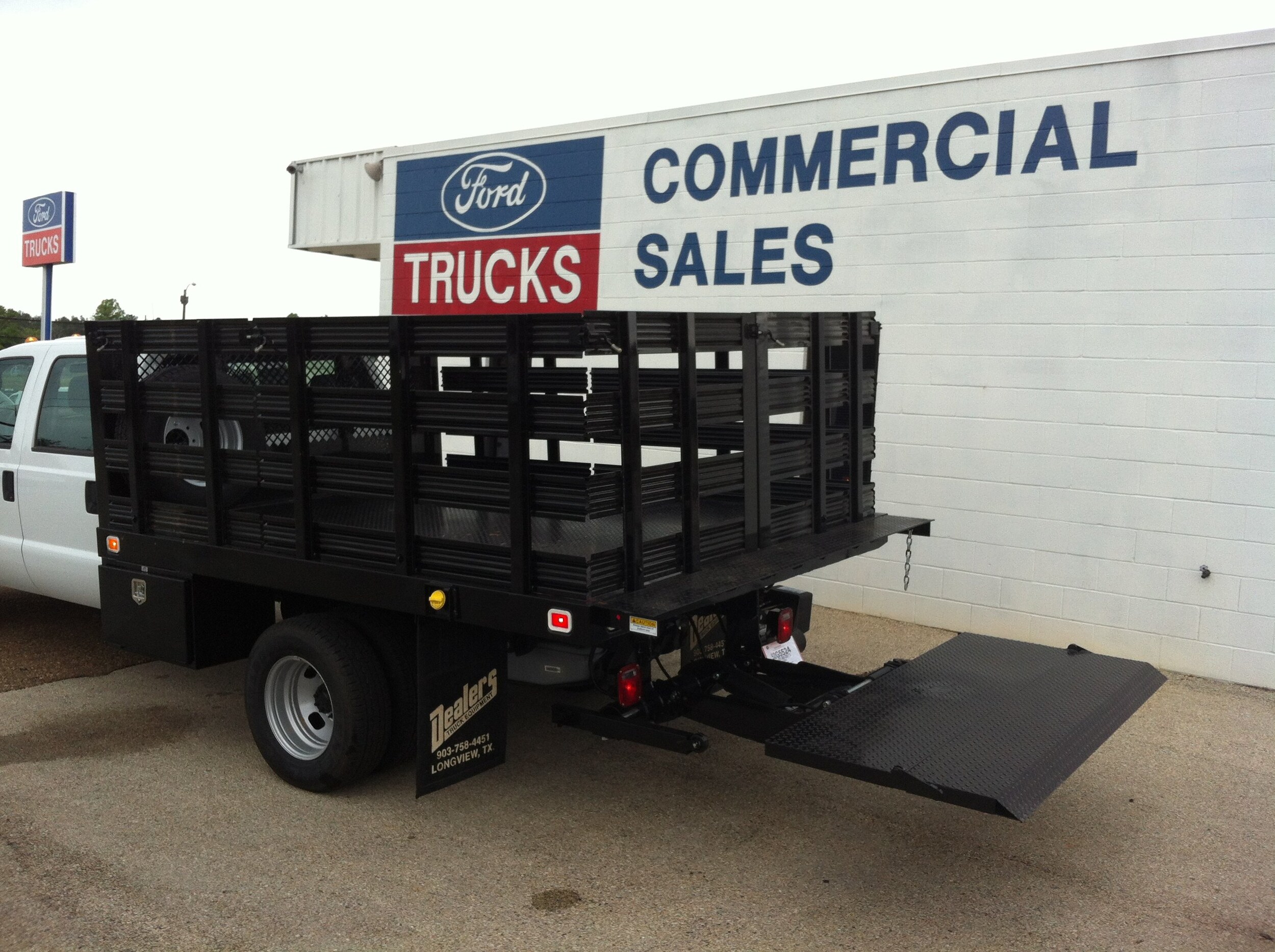 cagetruck.jpg