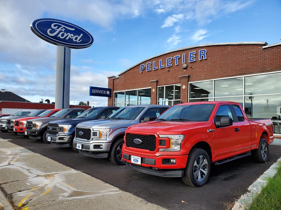 PELLETIER FORD OF LINCOLN STORE FRONT.jpg