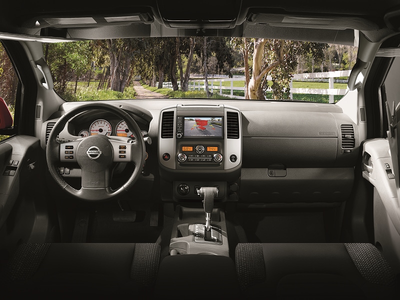 2019_Nissan_Frontier_Cab_Internior_Dashboard.png