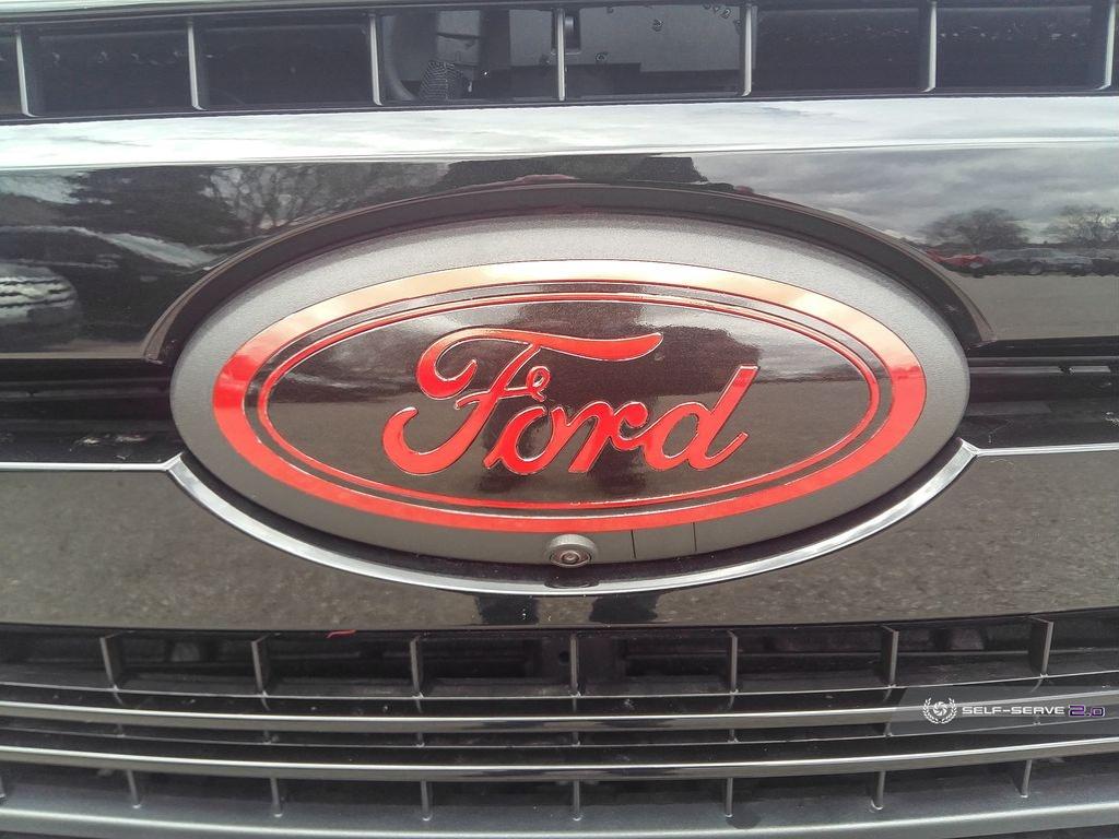 1FTFW1E49KFB08448_19FE64_2019_Ford_F-150_NEW-09.jpg