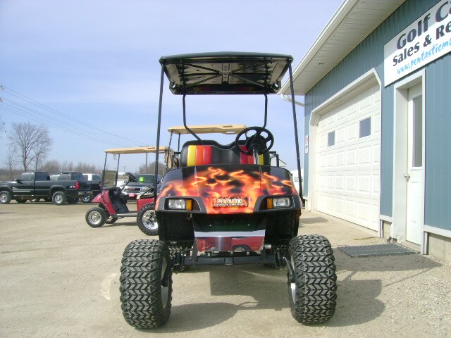 golf carts 002.jpg
