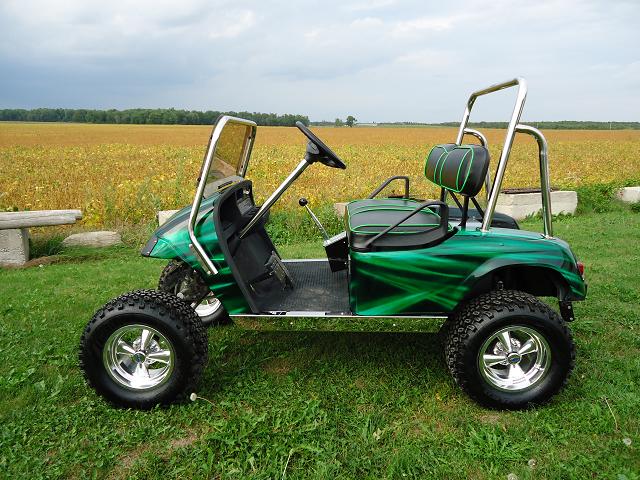 08 Ezgo #2612598 Green Striped 001.JPG