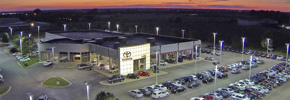 toy2.jpg Peoria Toyota Showroom