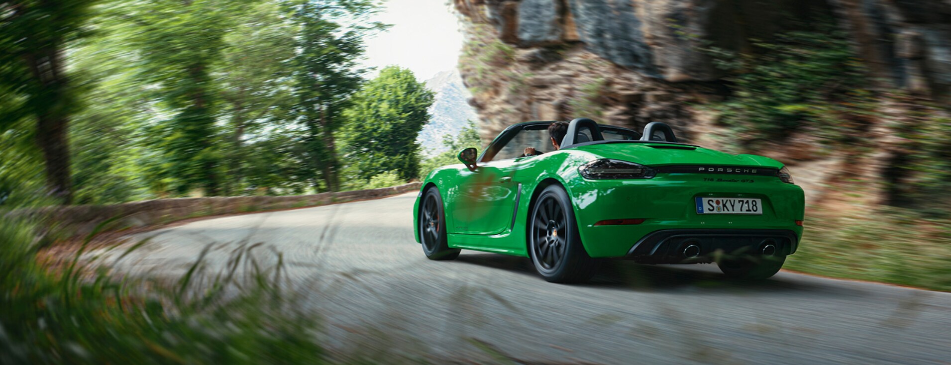 2021-Porsche-718-Boxster.png