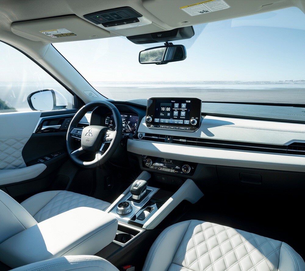 2022 Mitsubishi Outlander Interior in Peterborough, ON 2022 Mitsubishi Outlander Interior in Peterborough, ON