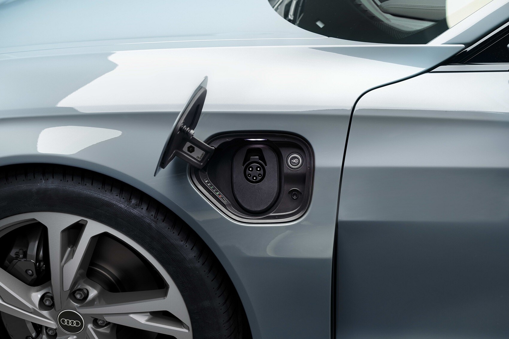Electric Car Dealer near Mississauga ON