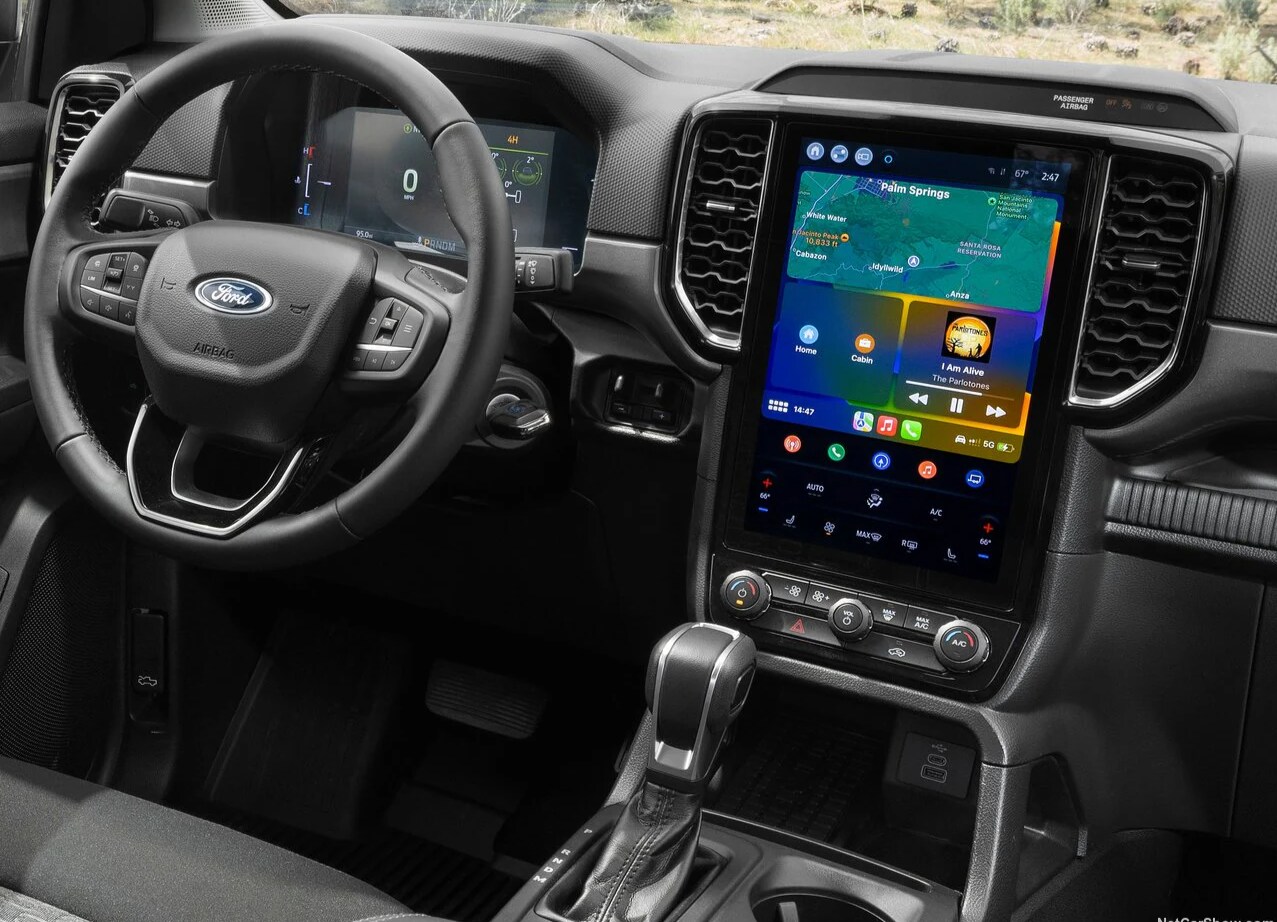 Ford-Ranger_US-Version-2024-1280-13-1278x923.jpg Interior view of the 2024 Ford Ranger