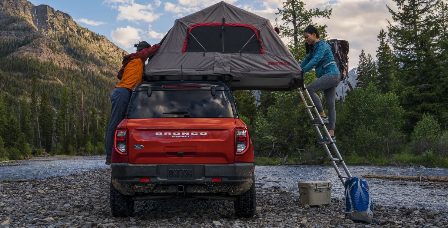 2022 Ford BRonco Sport 2.PNG 2022 Ford Bronco Sport with Rooftop Tent at Campsite